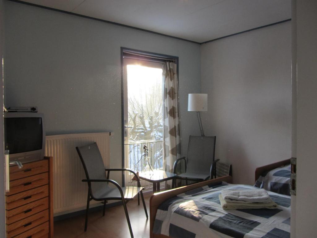 Bed En Breakfast In Het Fruit Zuidoostbeemster Room photo